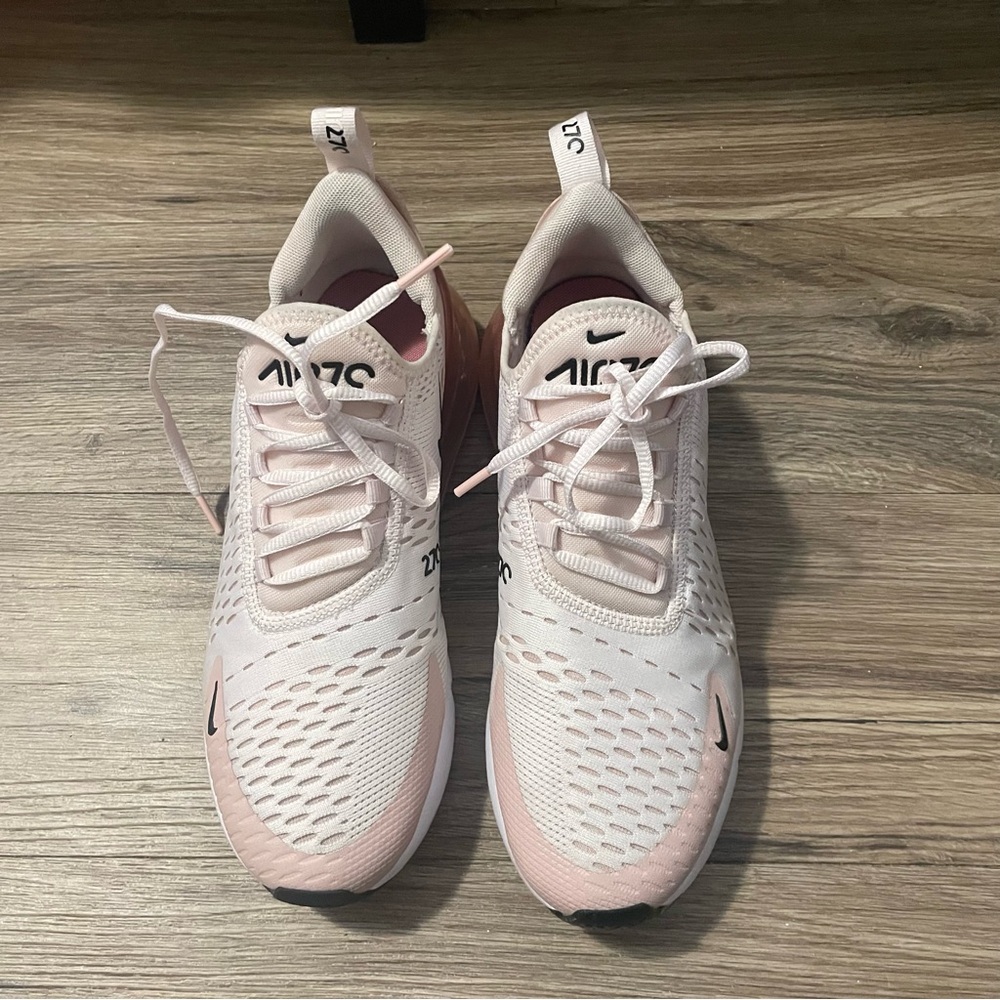 Nike Women’s Pink and White 270s